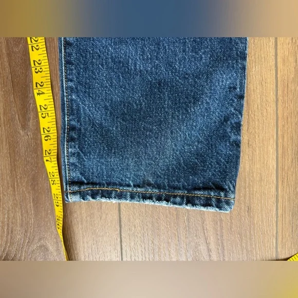 Levis 501 Premium Jeans Womens 33x29 Medium Wash Original Fit Button Fly 'Big E' - Picture 3 of 12